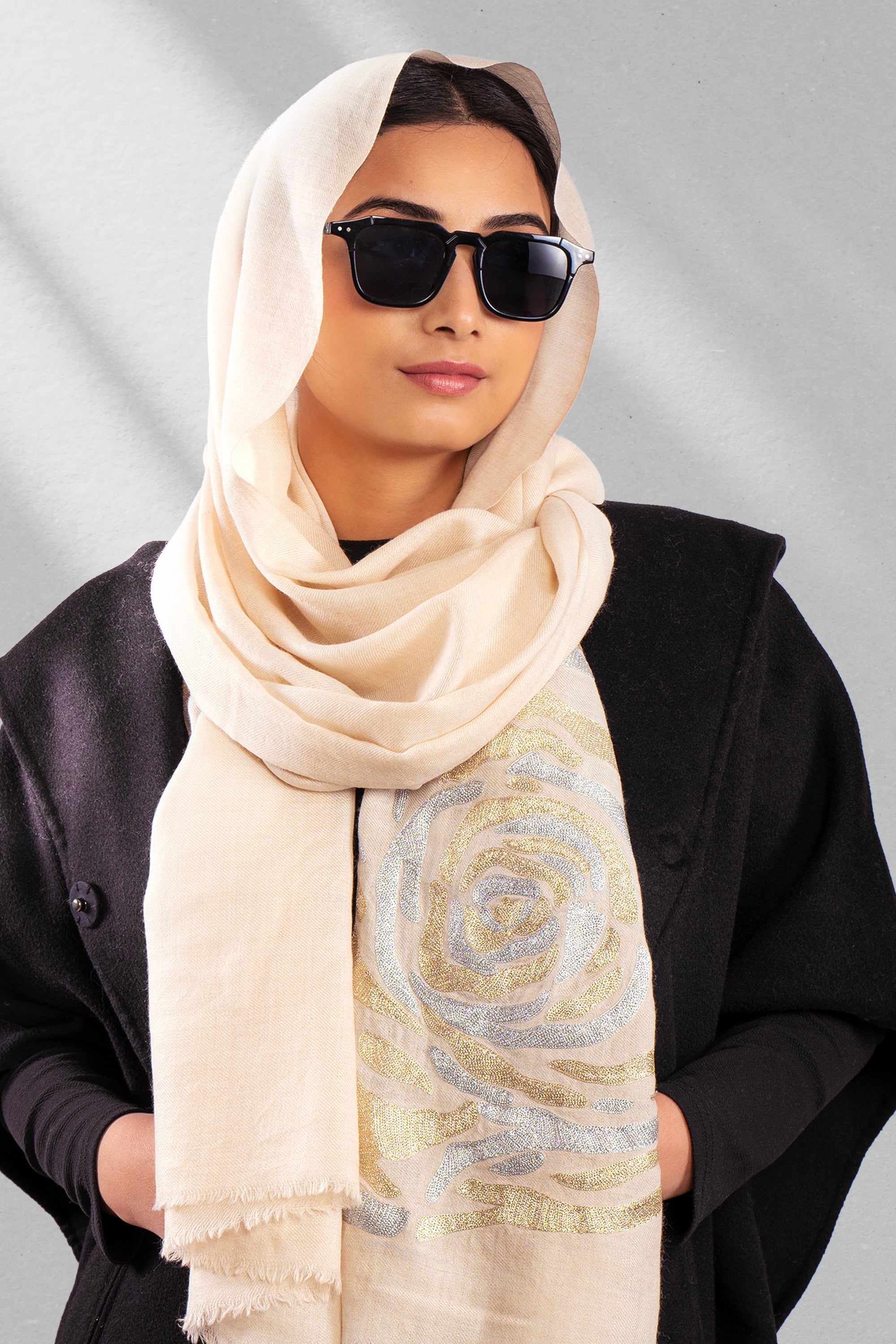 White Pure Pashmina Embroidered Scarf - Have a Rosy Day (We Got You Flowers)