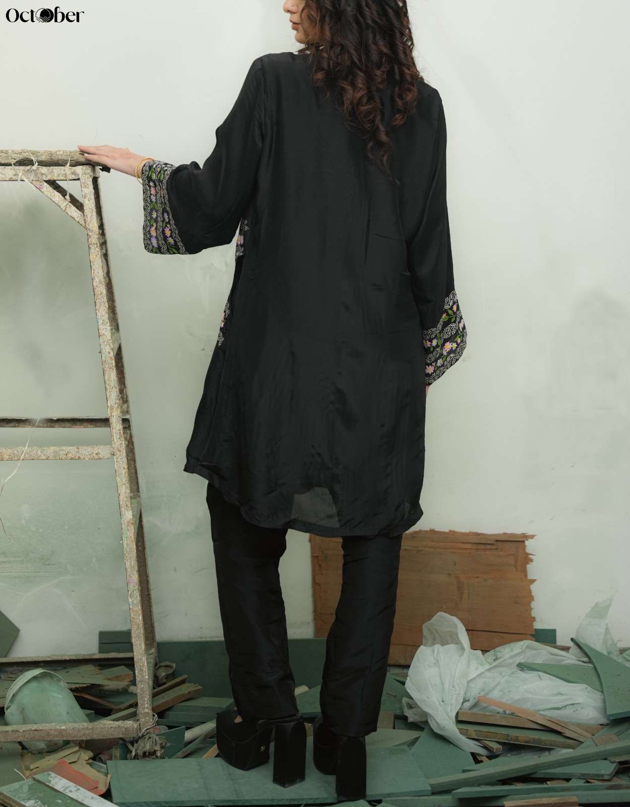 Smoky Silk Co-Ord Set in Handpaint and Real Silver Work