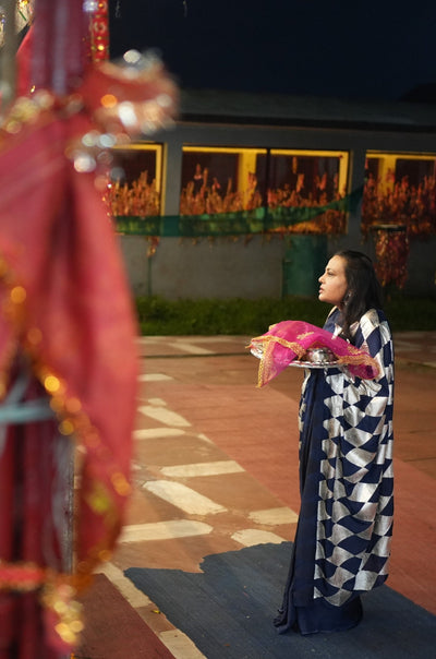 How to Create an Auspicious Saree Gifting Ceremony