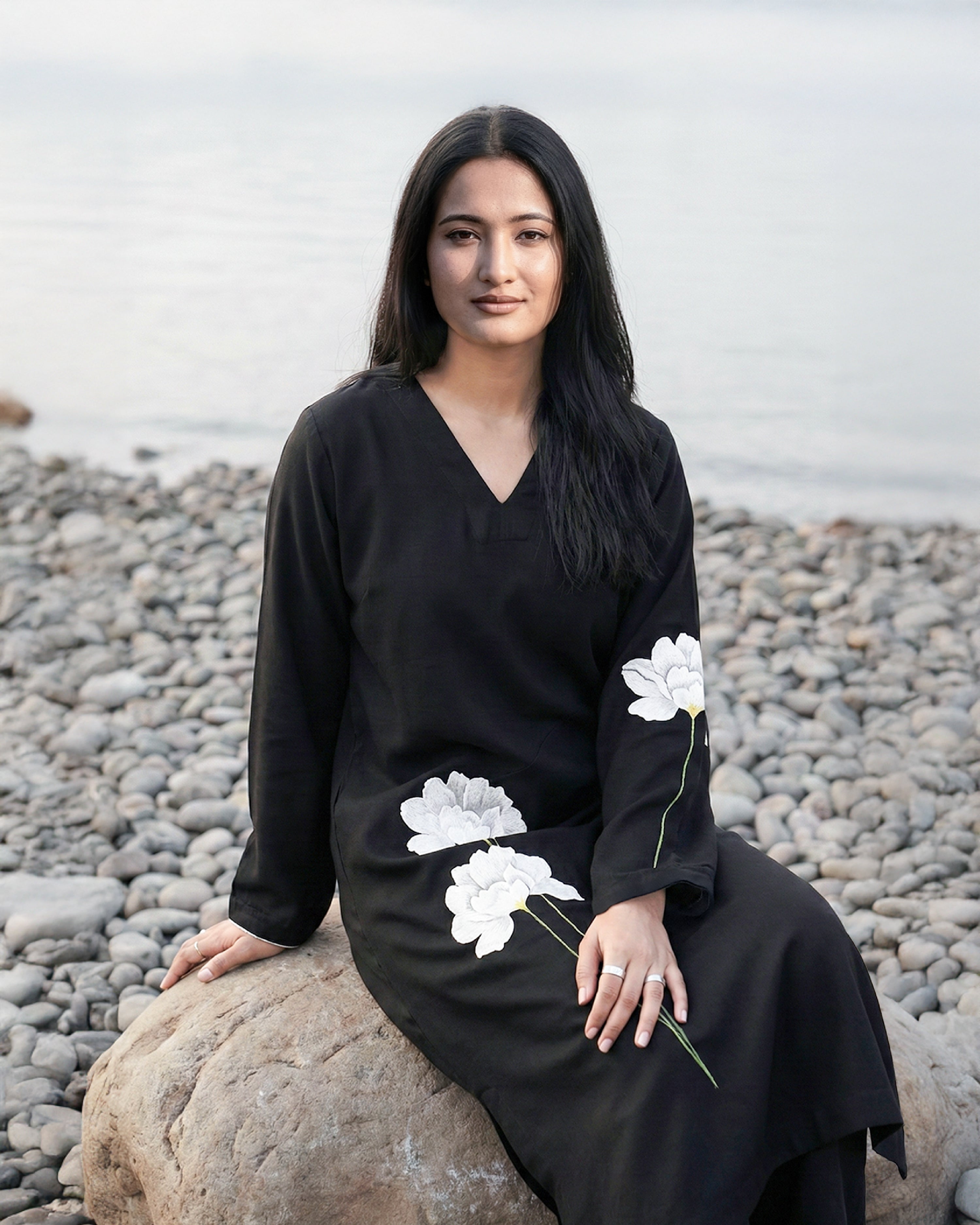 Moon Garden Floral Handpainted Phiran