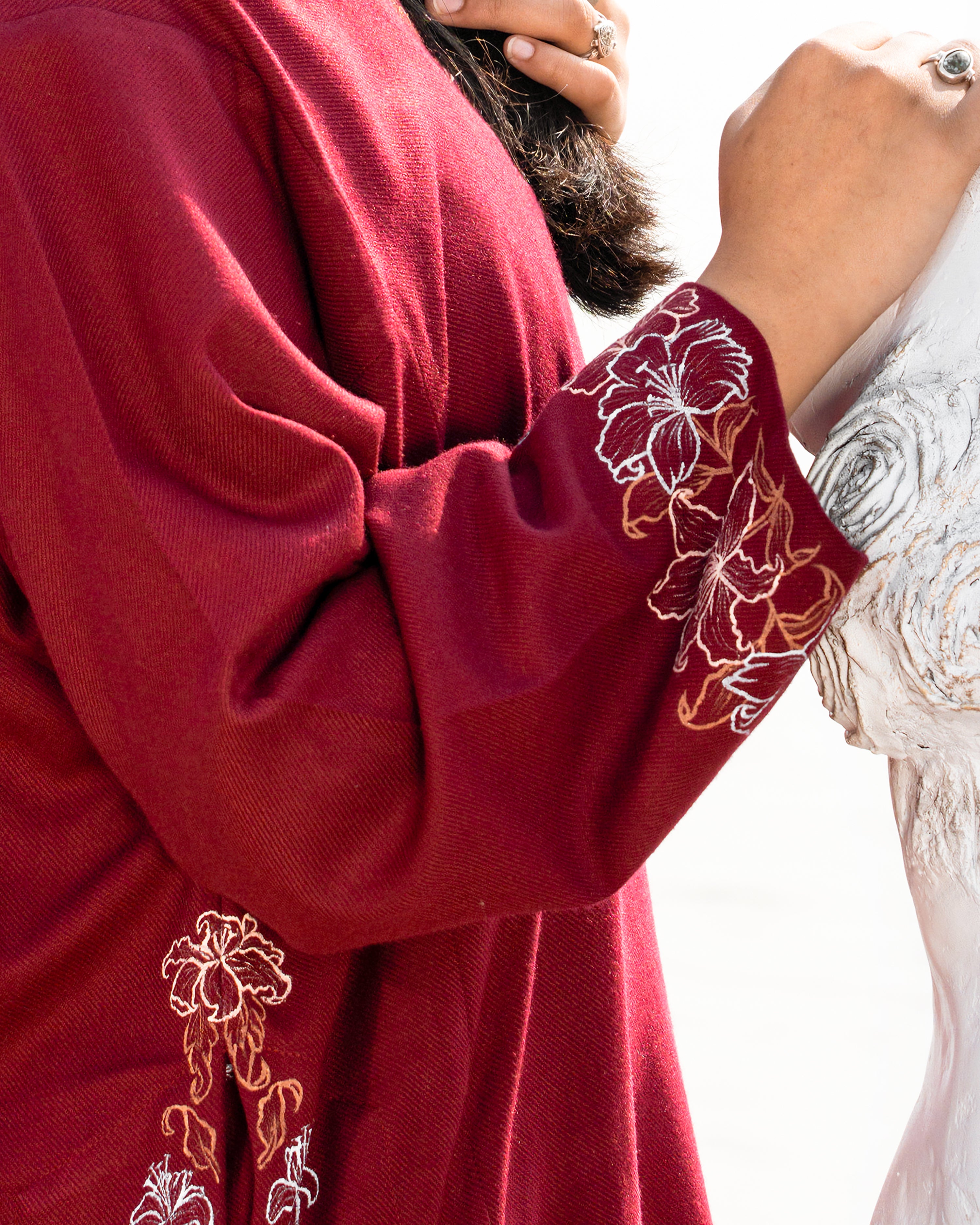 Cinnamon Bloom Hooded Handpainted Phiran