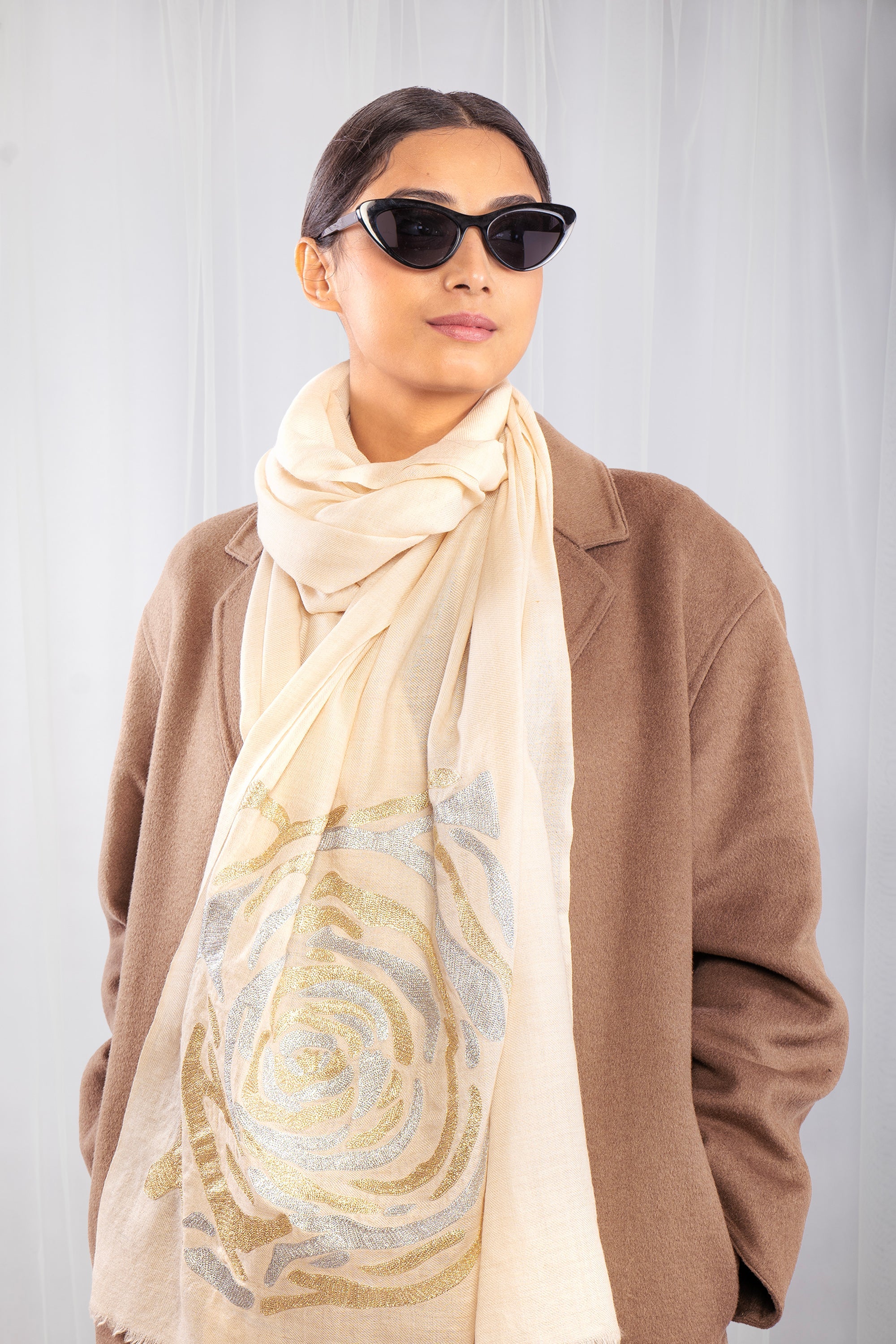 White Pure Pashmina Embroidered Scarf - Have a Rosy Day (We Got You Flowers)