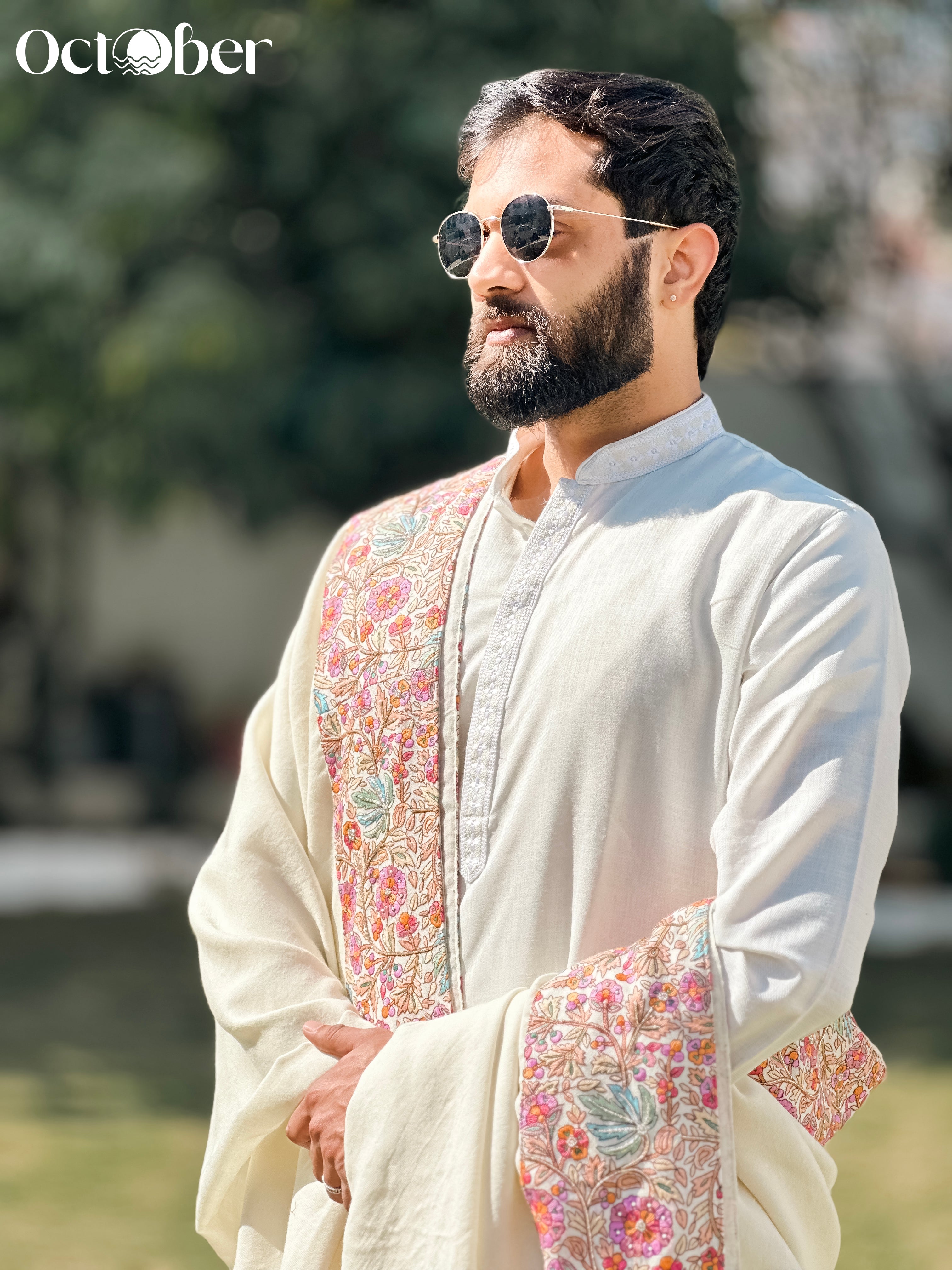 White Fine Wool Embroidered Men's Shawl (October Wedding)