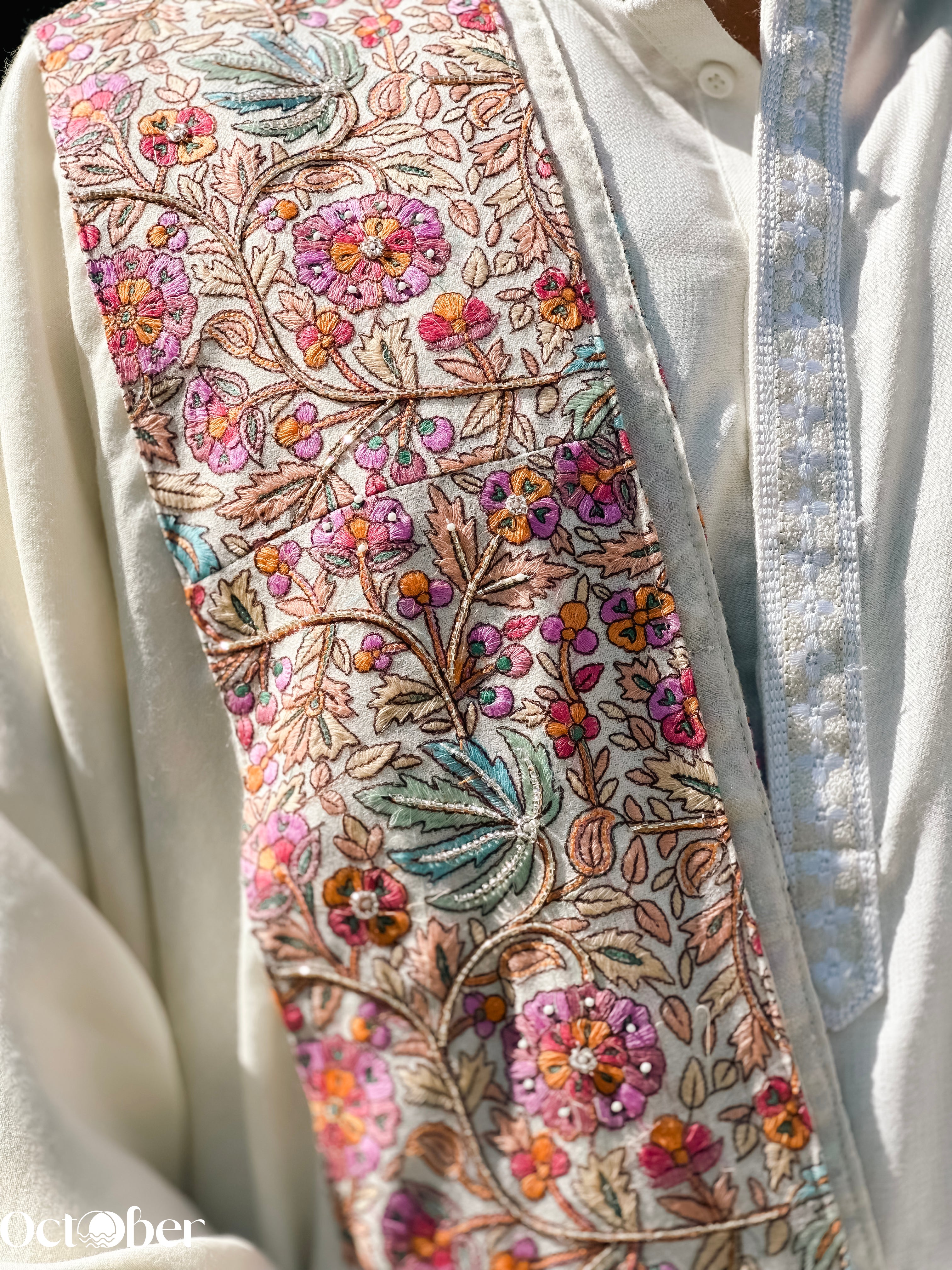 White Fine Wool Embroidered Men's Shawl (October Wedding)