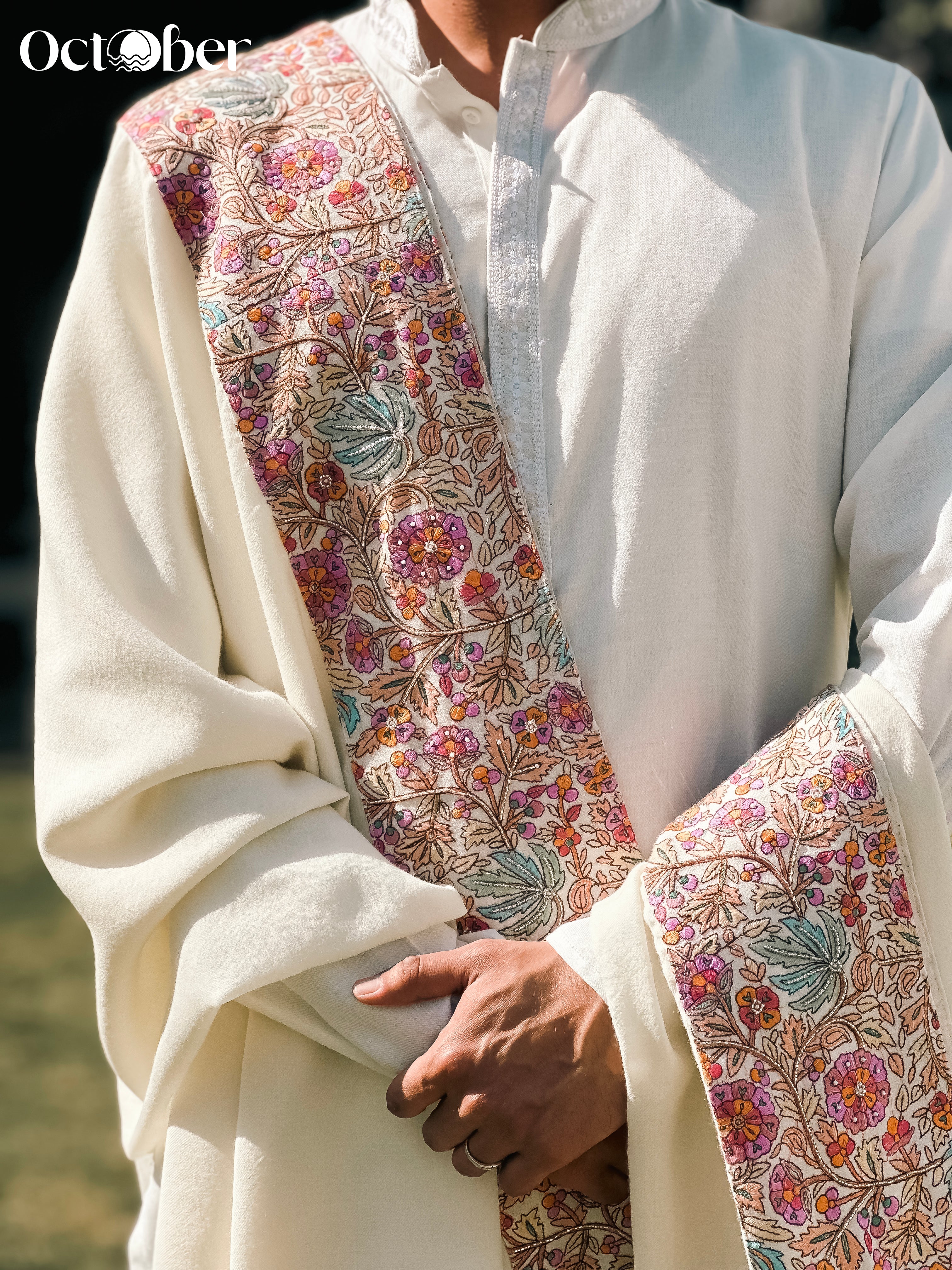 White Fine Wool Embroidered Men's Shawl (October Wedding)
