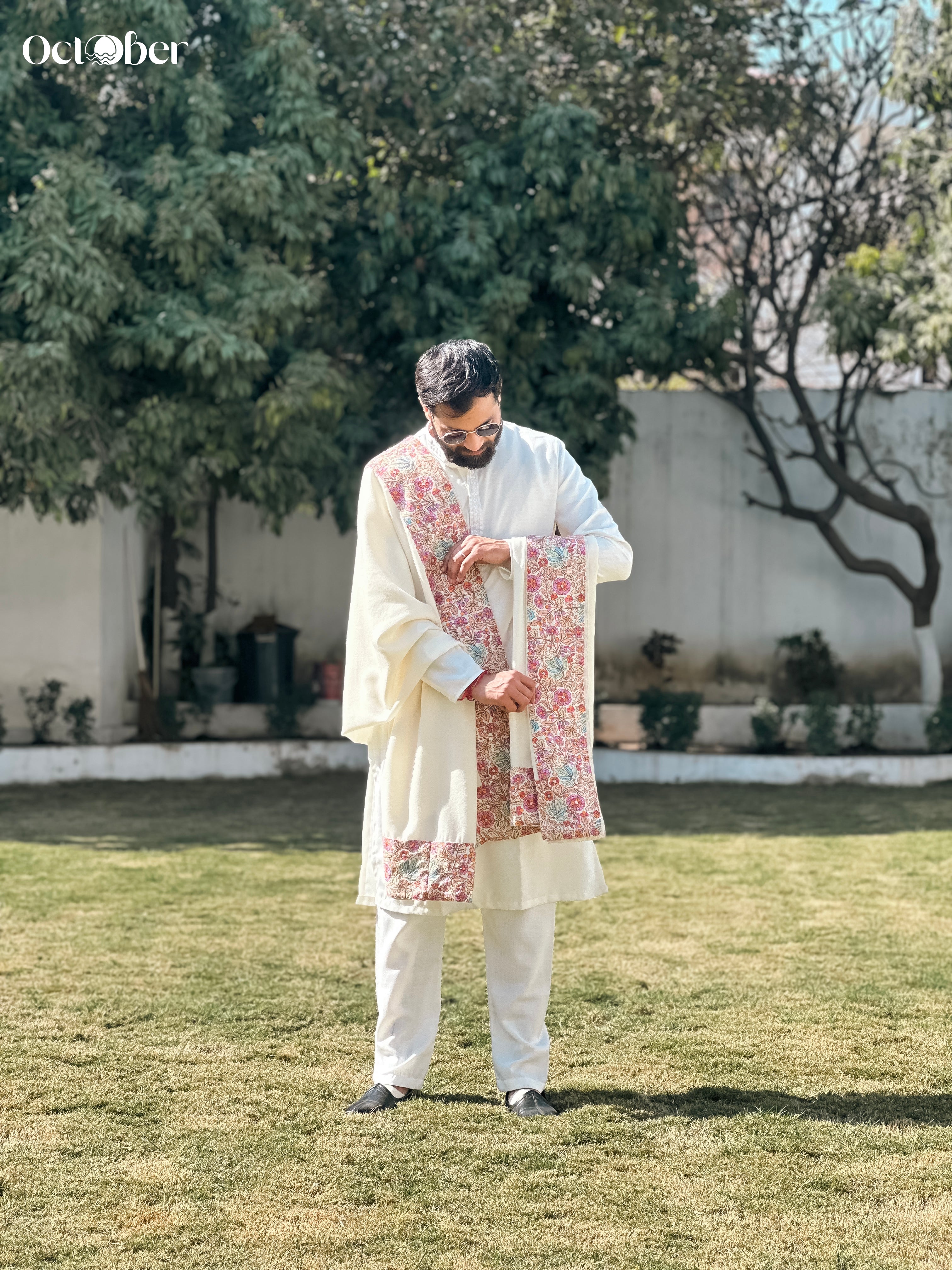 White Fine Wool Embroidered Men's Shawl (October Wedding)